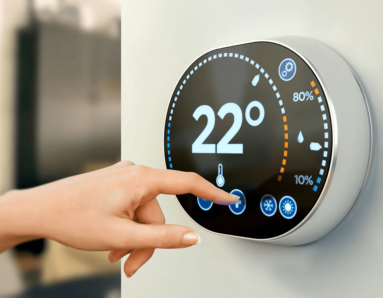 Smart thermostat display with temperature setting